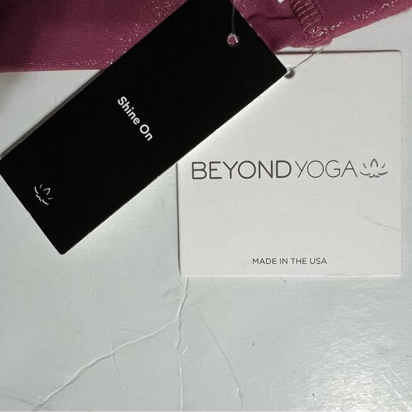 Beyond Yoga Twinkle High Waisted Twinkle 7/8 Midi Leggings - Picture 6 of 10